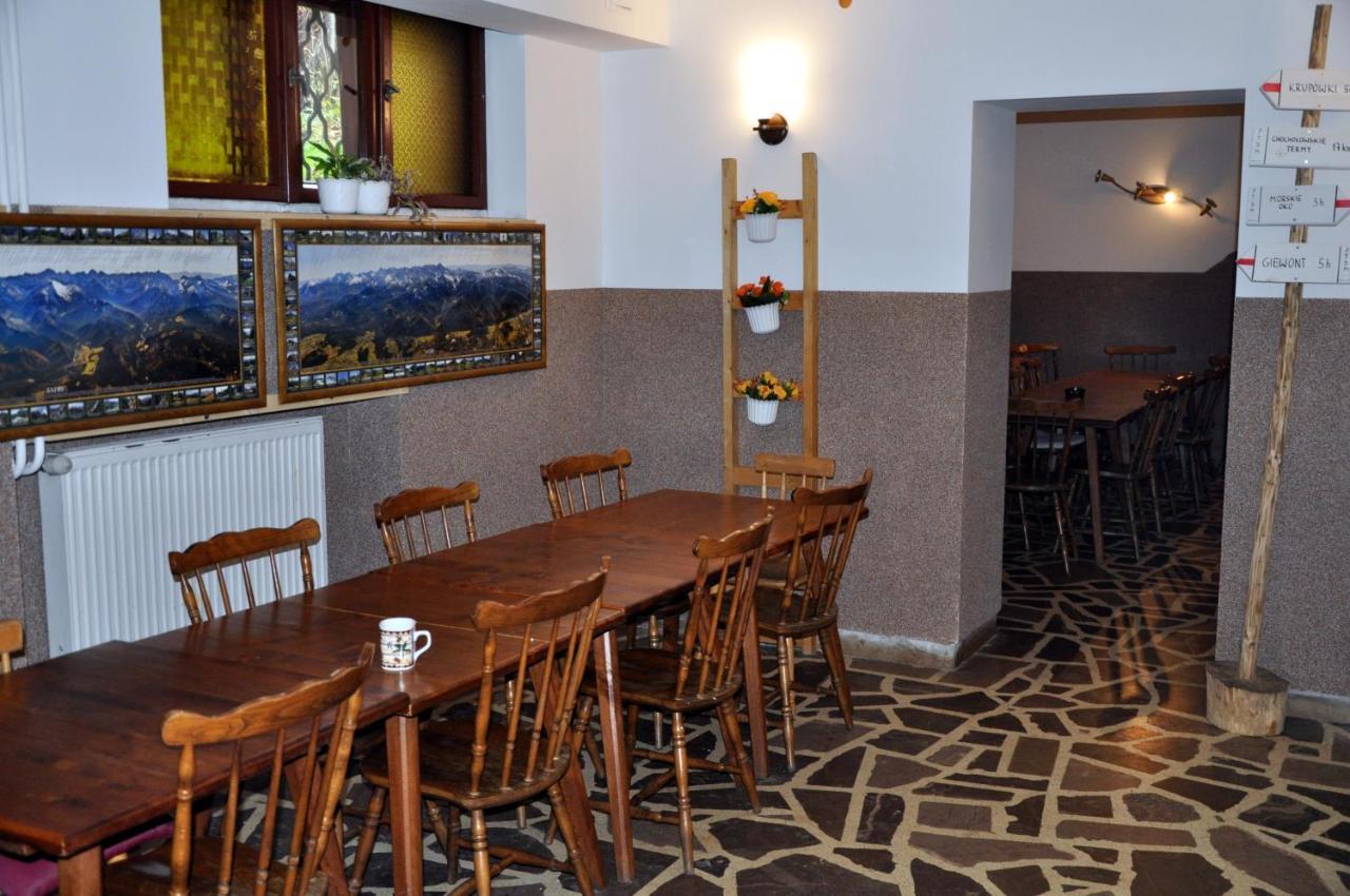 Miedzynarodowe Schronisko Mlodziezowe Ptsm Szarotka Vandrarhem Zakopane Exteriör bild