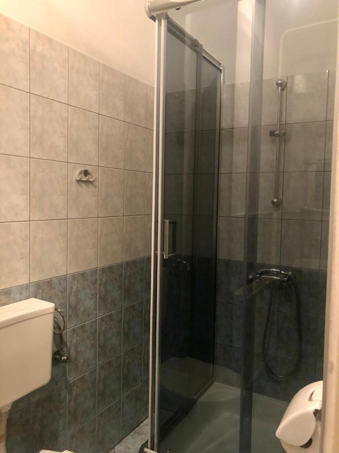 Miedzynarodowe Schronisko Mlodziezowe Ptsm Szarotka Vandrarhem Zakopane Exteriör bild